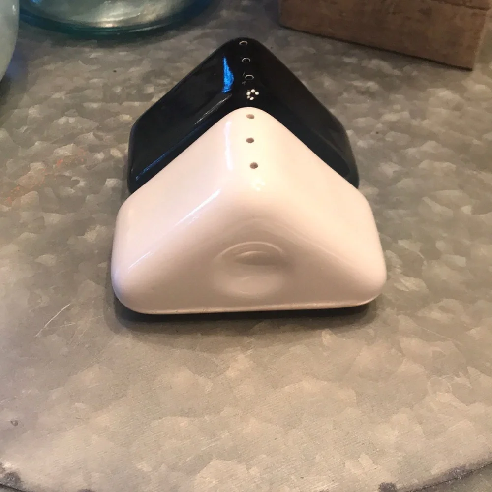 Mid Century Modern Triangle Salt & Pepper Shaker